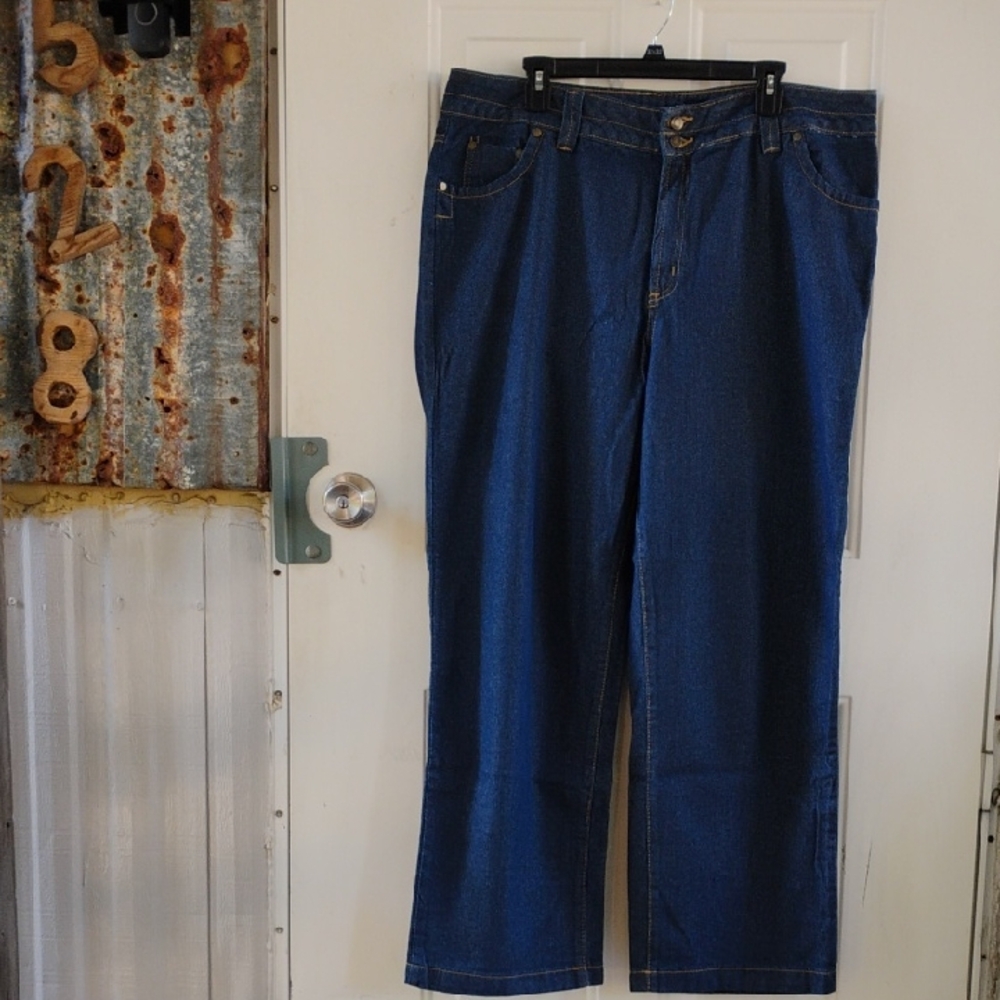{$8 BUNDLED} WOMAN WITHIN Dark Blue Denim Flare Jeans